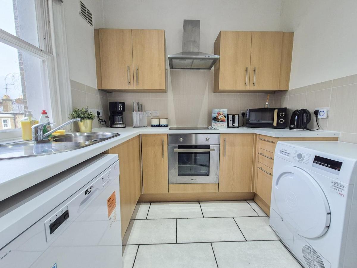 Apartment Stylish 2-bedroom Near Abbey Road, Maida Vale *